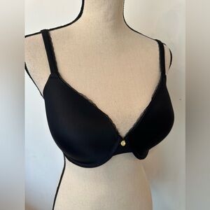Venus 38C Pearl Elegant NWT Black Underwire Bra